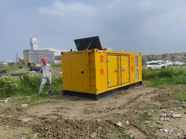 项城200KW柴油发电机机组每小时的油耗量受哪些因素影响？